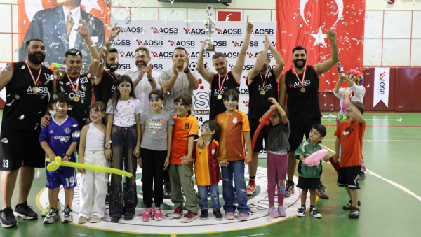 Basketbol Turnuvası Şampiyonu AOSB